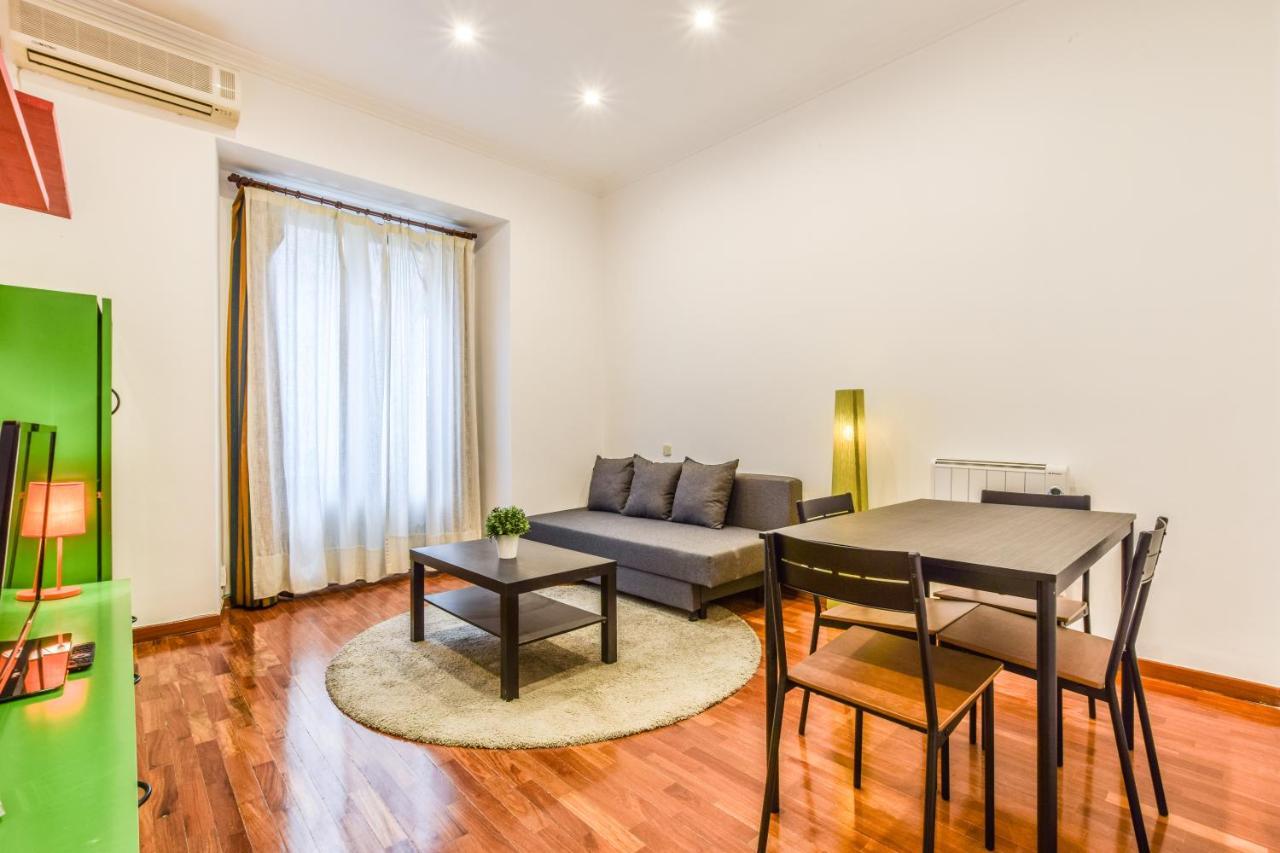 Apartamento Puente De Segovia Appartement Madrid Buitenkant foto