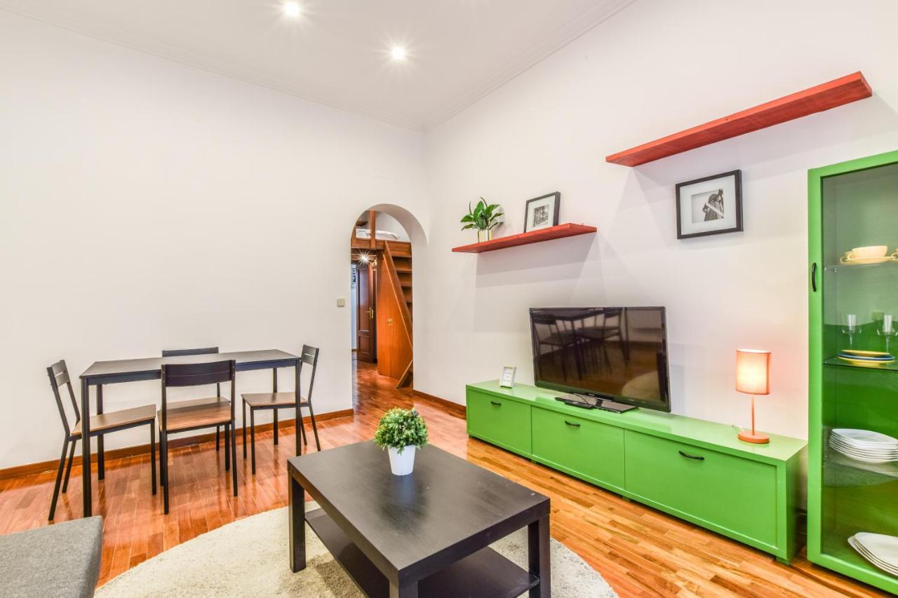 Apartamento Puente De Segovia Appartement Madrid Buitenkant foto