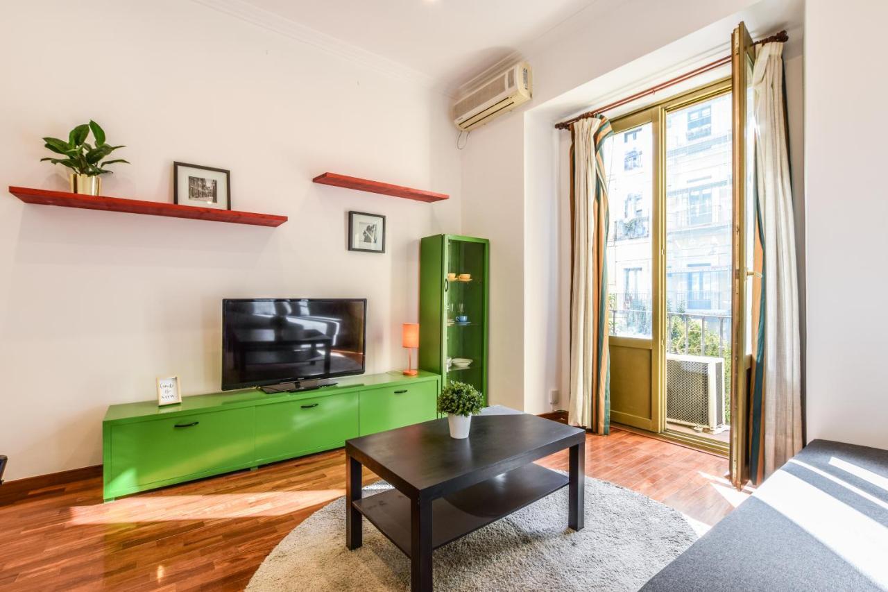 Apartamento Puente De Segovia Appartement Madrid Buitenkant foto