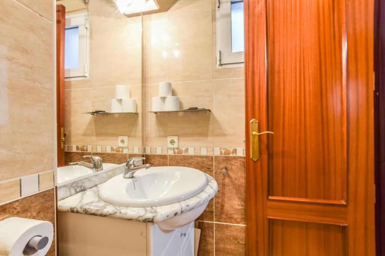 Apartamento Puente De Segovia Appartement Madrid Buitenkant foto