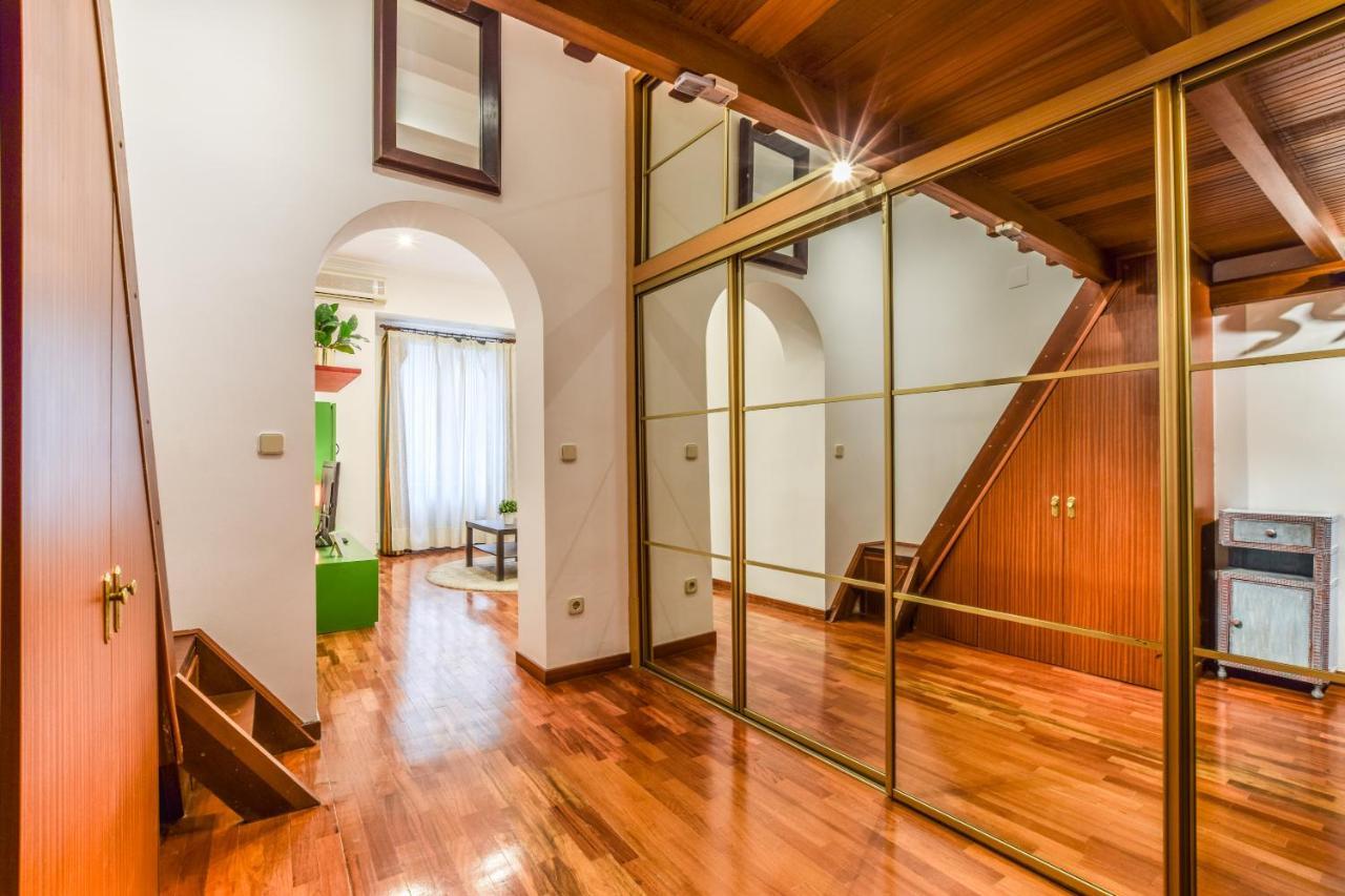 Apartamento Puente De Segovia Appartement Madrid Buitenkant foto